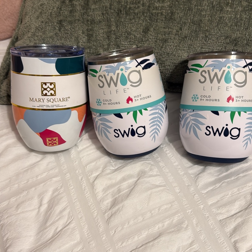 NWT. Swig Life Insulated Tumblers